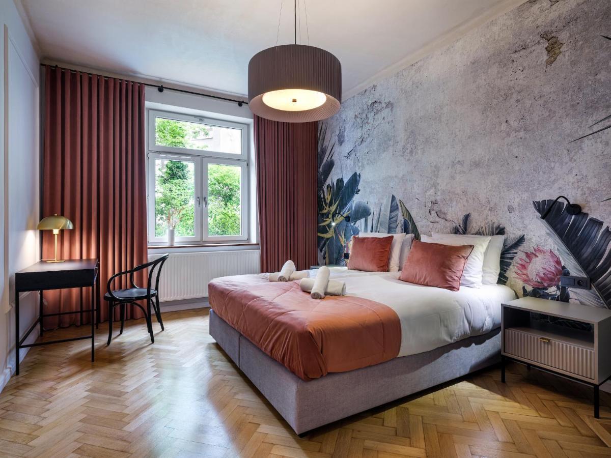 Tyzenhauz Grand Apartaments Krasków Exterior foto